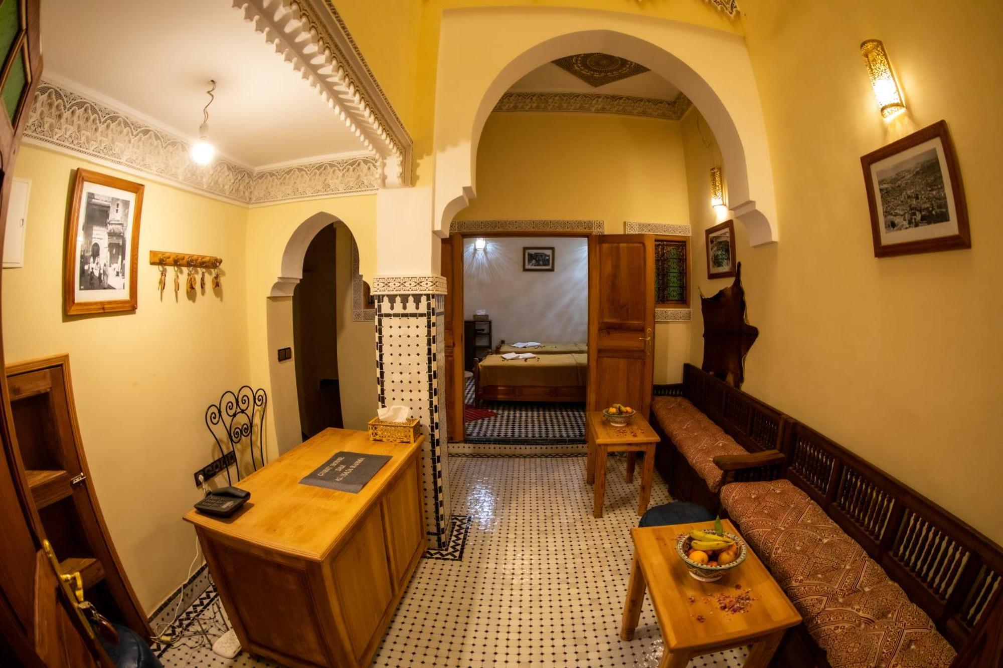 Отель Dar Alhaja Rahma Фес Экстерьер фото